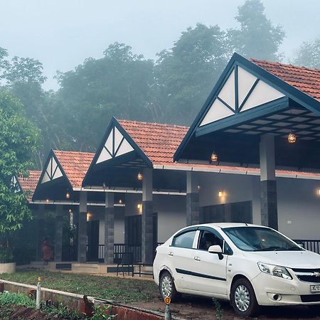 Meghamalhar Villa Mananthavady Exteriör bild