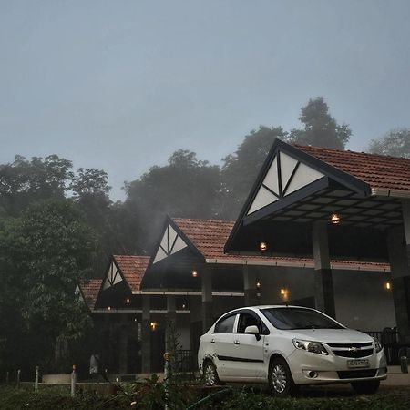 Meghamalhar Villa Mananthavady Exteriör bild