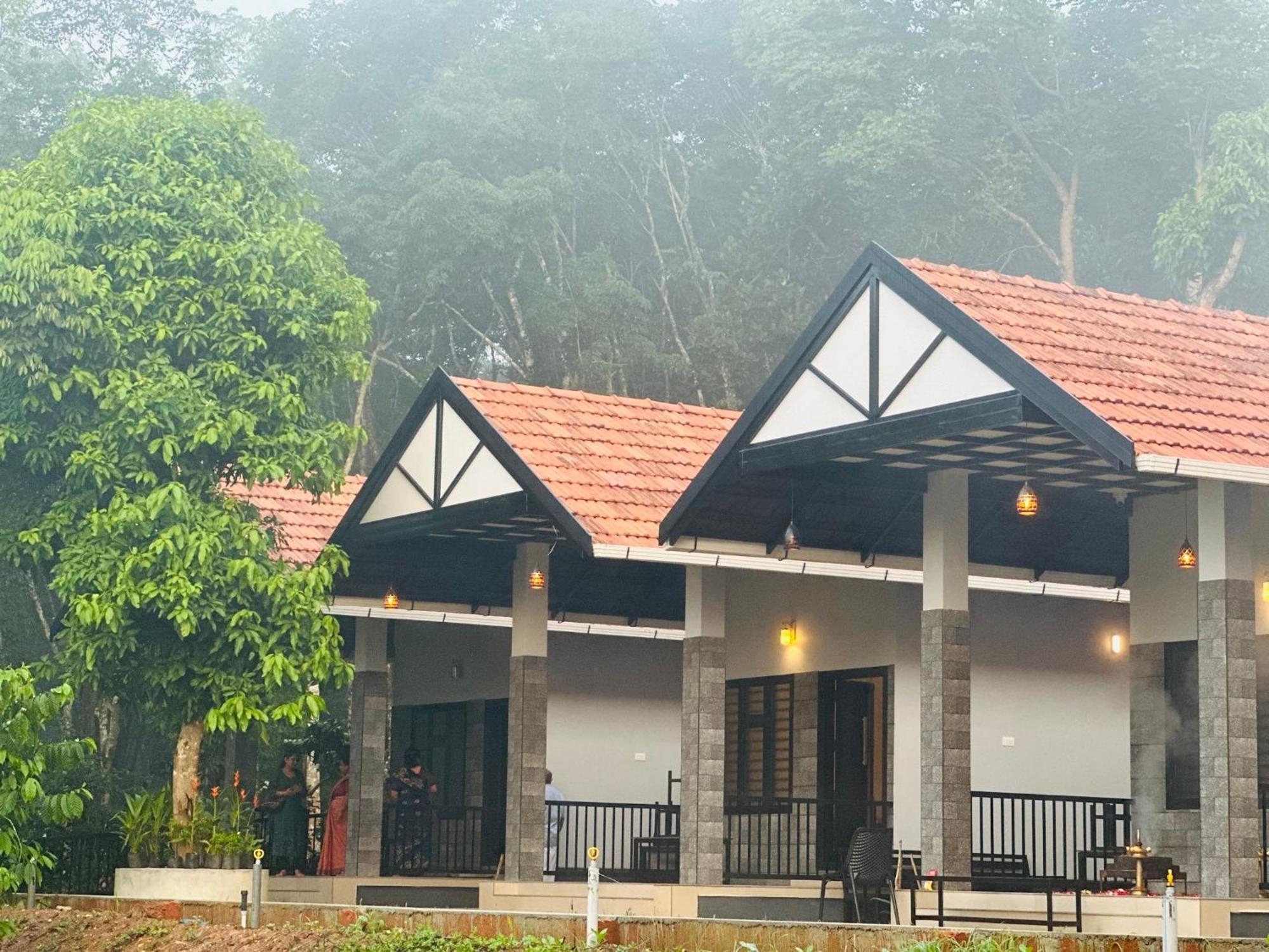 Meghamalhar Villa Mananthavady Exteriör bild