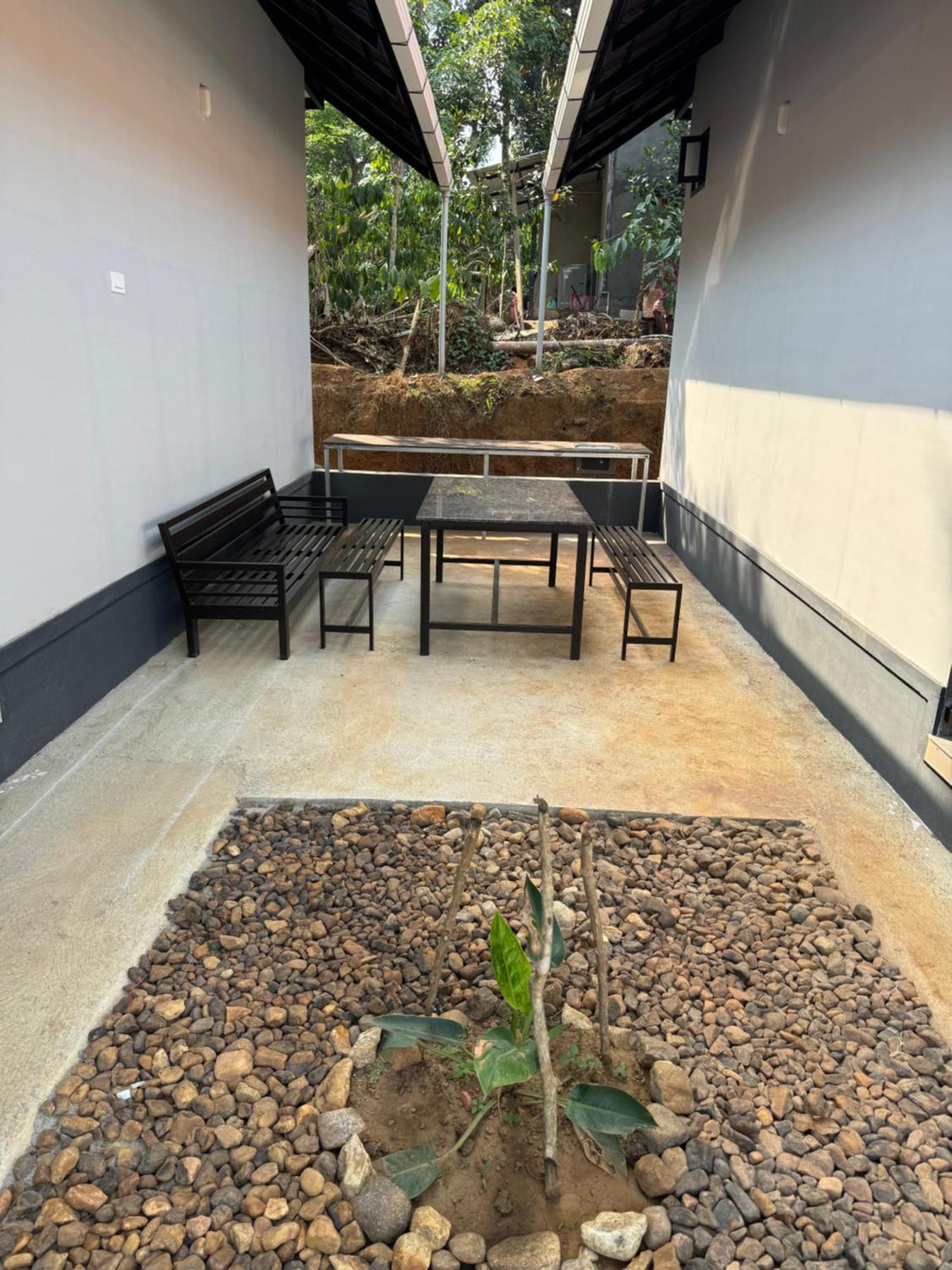 Meghamalhar Villa Mananthavady Exteriör bild